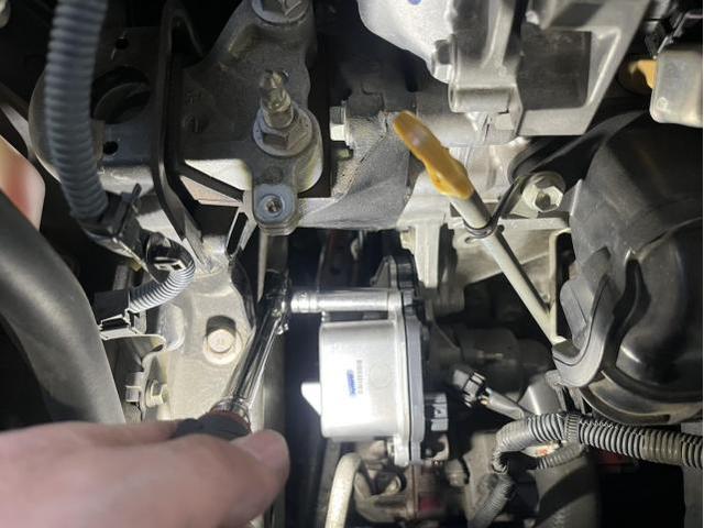 トヨタ　プリウス　S　エンジン関連修理・整備　異音　ウォーターポンプ　交換　佐賀県　三養基郡　みやき町　みやき