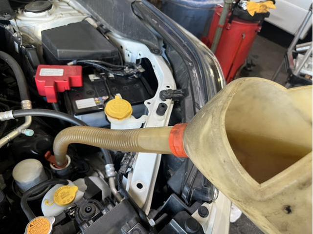 ホンダ　フィット　L　エンジン関連修理・整備　エンジン警告灯点灯　エンジン異音　オイルコントロールバルブ　エンジンオイル　オイルエレメント　交換　エンジン洗浄　佐賀県　三養基郡　みやき町　みやき