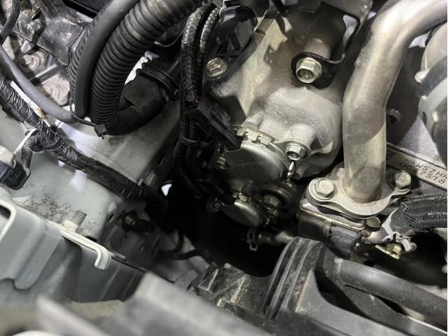 ホンダ　フィット　L　エンジン関連修理・整備　エンジン警告灯点灯　エンジン異音　オイルコントロールバルブ　エンジンオイル　オイルエレメント　交換　エンジン洗浄　佐賀県　三養基郡　みやき町　みやき