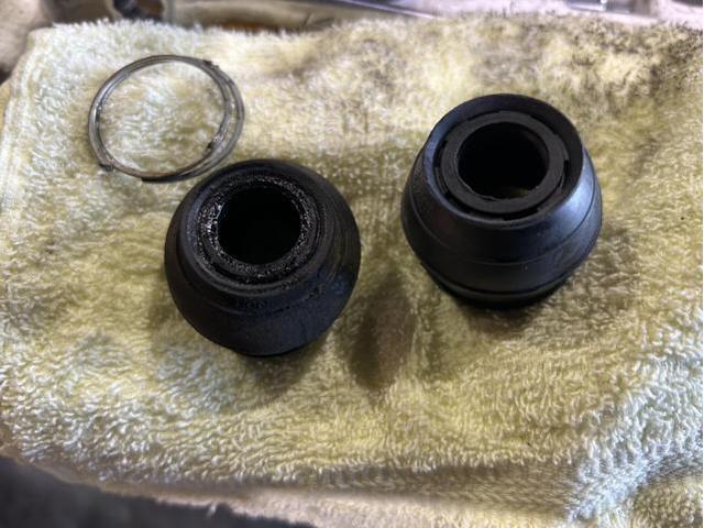 日産　クリッパーバン　GXターボ　車検　法定点検　分解整備　メンテナンス　保証　エンジンオイル　オイルエレメント　ブレーキオイル　発煙筒　ロアアームブーツ　サイドミラー　交換　佐賀県　三養基郡　みやき町　みやき