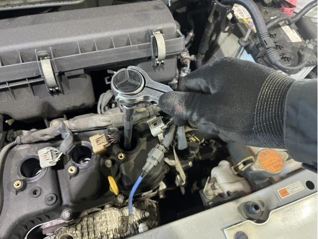 ダイハツ　ミライース　D　エンジン関連修理・整備　エンジン不調　スパークプラグ　交換　スロットルボディ洗浄　佐賀県　三養基郡　みやき町　みやき