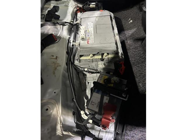 トヨタ　アクア　S　電装系修理　ハイブリッドバッテリー　エラー　チェックランプ点灯　ハイブリッドバッテリー　交換　佐賀県　三養基郡　みやき町　みやき