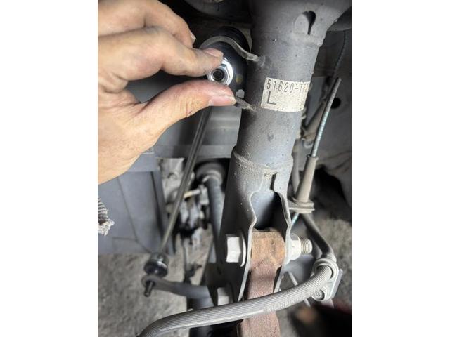 ホンダ　フィットハイブリッド　サスペンション・足回り修理・整備　保障修理　スタビリンクロッド　ブーツ　破れ　交換　佐賀県　三養基郡　みやき町　みやき