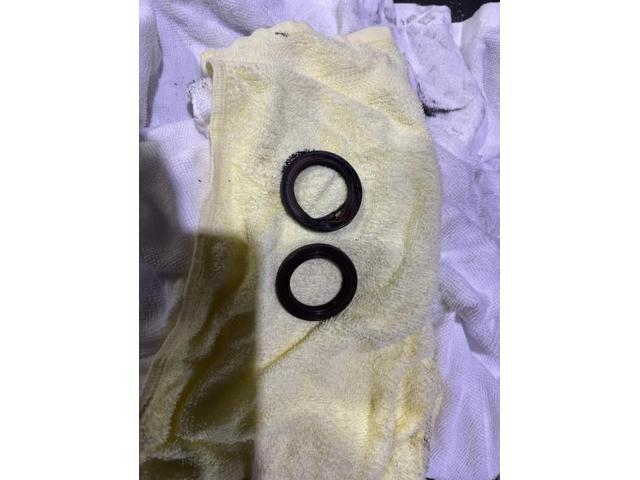 トヨタ　ハイエースバン　排気系修理・整備　チェックランプ　点灯　スピード出ない　DPF再生出来ない　タイミングベルト　エアクリーナーボックス　交換　佐賀県　三養基郡　みやき町　みやき