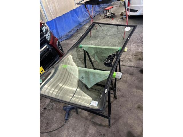 ダイハツ　タント　カスタムRS　ガラス交換　飛び石　キズ　保険対応　フロントガラス　交換　佐賀県　三養基郡　みやき町　みやき