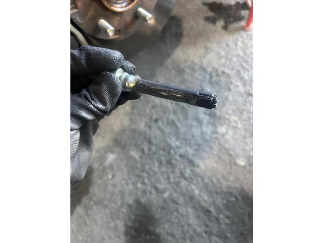 三菱　エクリプスクロスＰＨＥＶ　P　車検　法定点検　分解整備　メンテナンス　エンジンオイル　発煙筒　交換　佐賀県　三養基郡　みやき町　みやき