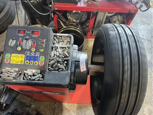 トヨタ　シエンタ　G　メンテナンス・日常点検　リース　6ヶ月点検　タイヤ　交換　バランス調整　佐賀県　三養基郡　みやき町　みやき