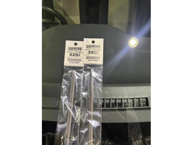 トヨタ　ピクシスエポック　X　SAⅢ　メンテナンス・日常点検　リース　6ヶ月点検　キーレス電池　ワイパーゴム　発煙筒　エアコンフィルター　CVTオイル　バッテリー　スパークプラグ　エアーエレメント　オルタネーターベルト　エアコンベルト　交換