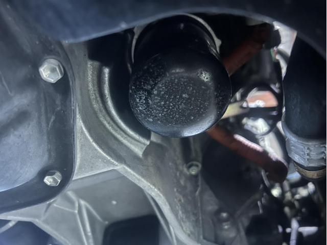 トヨタ　カローラフィールダー　ハイブリッド　ガソリン車用(オイル交換)　メンテナンス　エンジンオイル　オイルエレメント　交換　佐賀県　三養基郡　みやき町　みやき