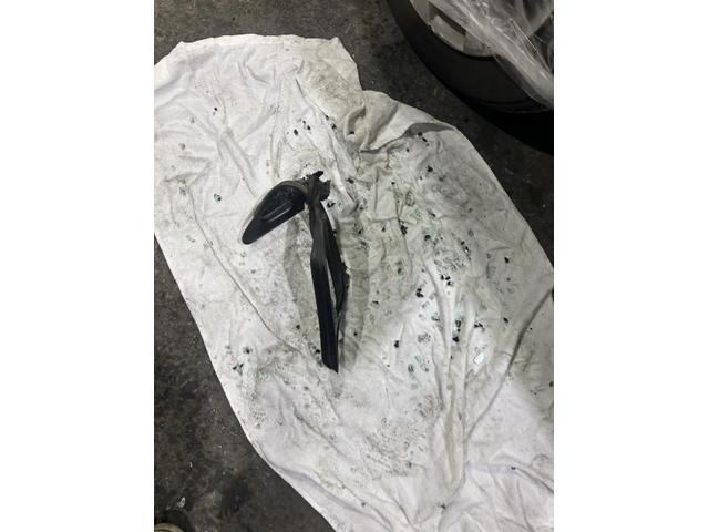 日産　ノート　X　ガラス交換　左　フロント　ベンチガラス　割れた　交換　佐賀県　三養基郡　みやき町　みやき