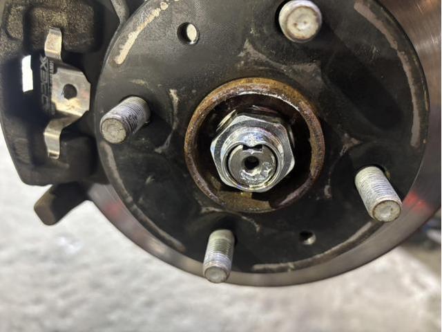 ダイハツ　ミラココア　プラスG　サスペンション・足回り修理・整備　異音　ドライブシャフト　左　交換　佐賀県　三養基郡　みやき町　みやき