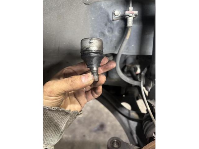 スズキ　ハスラー　Ｊスタイル　ミッション・駆動系修理・整備　点検　メンテナンス　保険対応　保証修理　タイヤ　エアコンベルト　ファンベルト　エンドブーツ　交換　バランス調整　佐賀県　三養基郡　みやき町　みやき