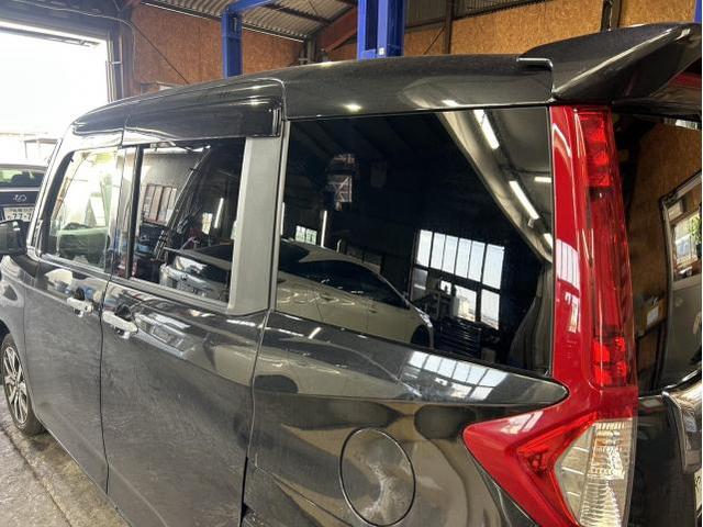 トヨタ　ルーミー　カスタムG-T　カーフィルム、フィルムゴースト　IR断熱ブラックフィルム1％　
トルネードカッティング処理　佐賀県　三養基郡　みやき町　みやき　