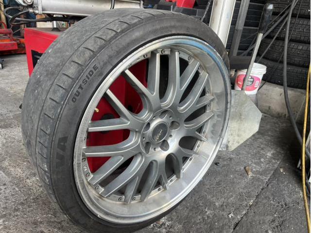 レクサス　ＧＳ　４５０H　Fスポーツ　タイヤ交換　タイヤ　交換　バランス調整　佐賀県　三養基郡　みやき町　みやき