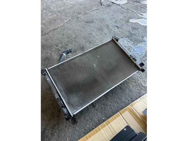 三菱　デリカＤ：５　電装系修理　保障修理　冷却水漏れ　ラジエーター　交換　佐賀県　三養基郡　みやき町　みやき