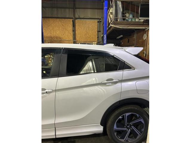 三菱　エクリプスクロスＰＨＥＶ　P　カーフィルム　リアガラス　一面　IR断熱スモークフィルム5％　施工　佐賀県　三養基郡　みやき町　みやき