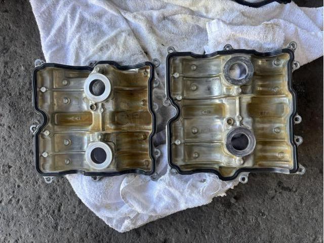 スバル　フォレスター　S-リミテッド　エンジン関連修理・整備　オイル漏れ　タペットカバーパッキン　交換　佐賀県　三養基郡　みやき町　みやき