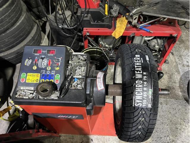 トヨタ　ピクシスエポック　G　SA　タイヤ交換　バランス調整　佐賀県　三養基郡　みやき町　みやき