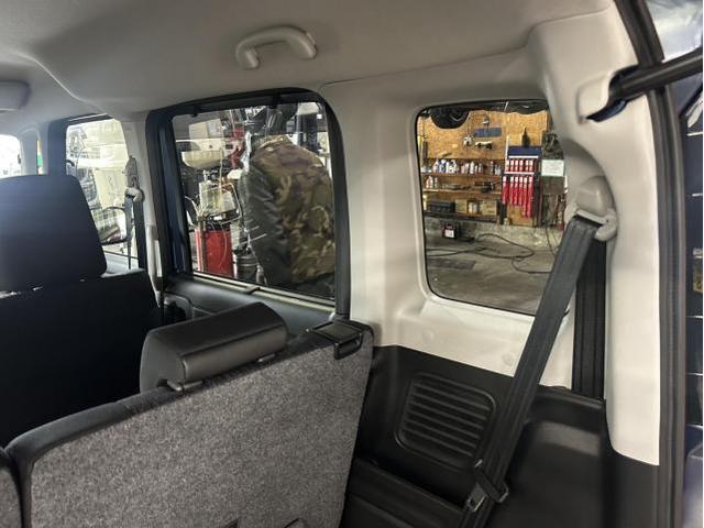 スズキ　スペーシアカスタム　カーフィルム　リアガラス全面　IR断熱　スモークフィルム　10％　施工　佐賀県　三養基郡　みやき町　みやき