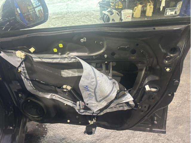 ホンダ　ＣＲ－Ｖ　ZL　電装系修理　ドアロック不調　ドアロックアクチュエーター　交換　佐賀県　三養基郡　みやき町　みやき