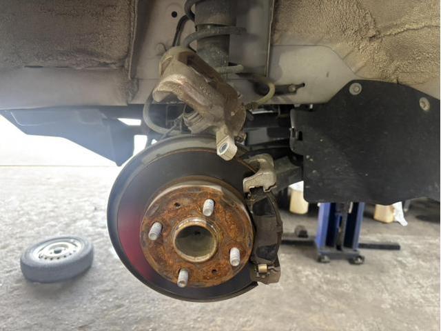 ダイハツ　ハイゼットトラック　スタンダードⅢｔ　車検　法定点検　分解整備　メンテナンス　ワイパーブレード　発煙筒　エアコンフィルター　バッテリー　交換　佐賀県　三養基郡　みやき町　みやき