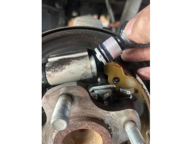 マツダ　スクラムトラック　車検　法定点検　分解整備　メンテナンス　リース　エンジンオイル　キャリパーオーバーホール　キット　ホイールシリンダーオーバーホール　キット　交換　佐賀県　三養基郡　みやき町　みやき