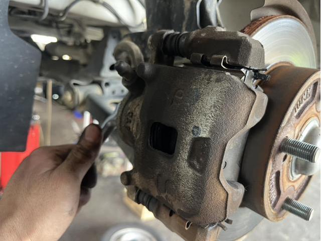 マツダ　スクラムトラック　車検　法定点検　分解整備　メンテナンス　リース　エンジンオイル　キャリパーオーバーホール　キット　ホイールシリンダーオーバーホール　キット　交換　佐賀県　三養基郡　みやき町　みやき