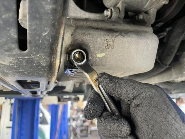 マツダ　スクラムトラック　車検　法定点検　分解整備　メンテナンス　リース　エンジンオイル　キャリパーオーバーホール　キット　ホイールシリンダーオーバーホール　キット　交換　佐賀県　三養基郡　みやき町　みやき