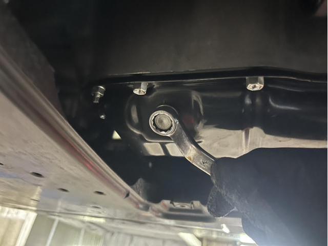 トヨタ　プリウス　車検　法定点検　分解整備　メンテナンス　エンジンオイル　ミッションオイル　ブレーキフルード　交換　佐賀県　三養基郡　みやき町　みやき