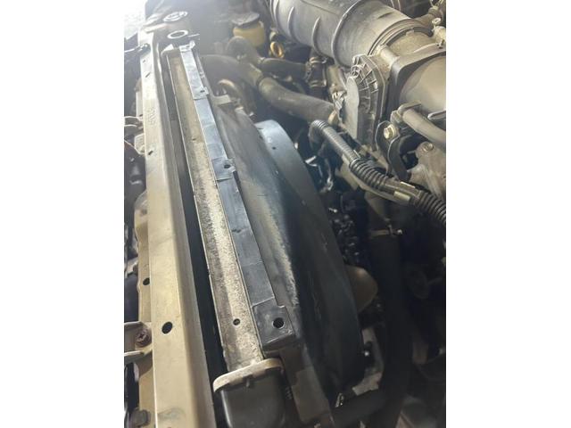 トヨタ　ＦＪクルーザー　オフロードパッケージ　電装系修理　冷却水漏れ　ラジエーター　交換　佐賀県　三養基郡　みやき町　みやき