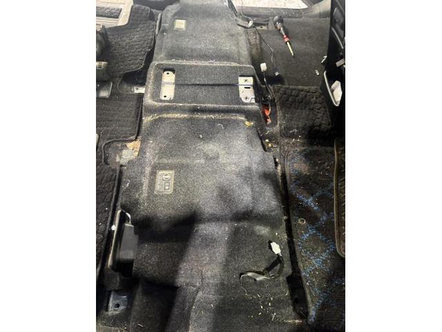 トヨタ　ヴォクシー　ハイブリッドV　電装系修理　HV異常　ハイブリッドバッテリー　交換　佐賀県　三養基郡　みやき町　みやき