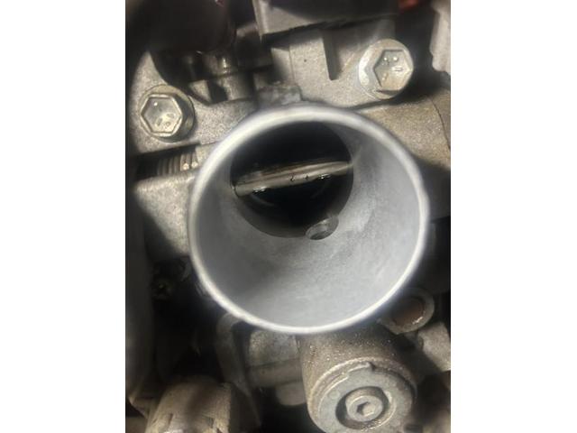 スズキ　エブリイワゴン　PZターボ　吸排気系修理・整備　フロントデフオイル　交換　スロットルボディ洗浄　佐賀県　三養基郡　みやき町　みやき