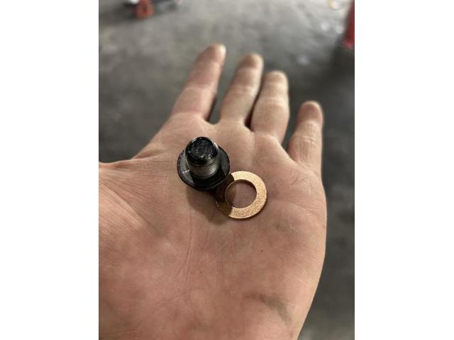 日産　ノート　X　DIG-S　ガソリン車用(オイル交換)　メンテナンス　エンジンオイル　交換　佐賀県　三養基郡　みやき町　みやき