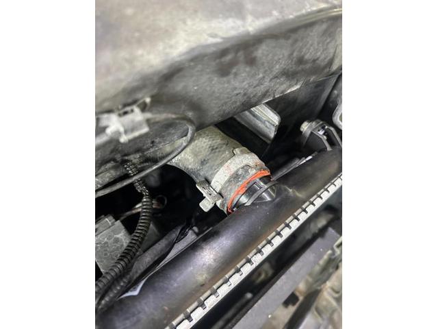 ホンダ　ステップワゴンスパーダ　S　電装系修理　冷却水漏れ　サーモスタット　ラジエーター　ラジエーターキャップ　交換　佐賀県　三養基郡　みやき町　みやき