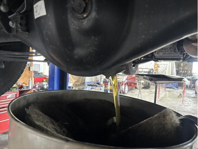 トヨタ　ハイエースバン　DX　メンテナンス・日常点検　リース　3か月点検　エアコンフィルター　ミッションオイル　ベルト　バッテリー　交換　佐賀県　三養基郡　みやき町　みやき