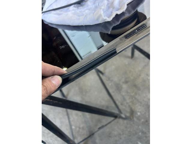 トヨタ　ハイエースバン　DX　ガラス脱着　リアゲート　交換　リアガラス　脱着　佐賀県　三養基郡　みやき町　みやき