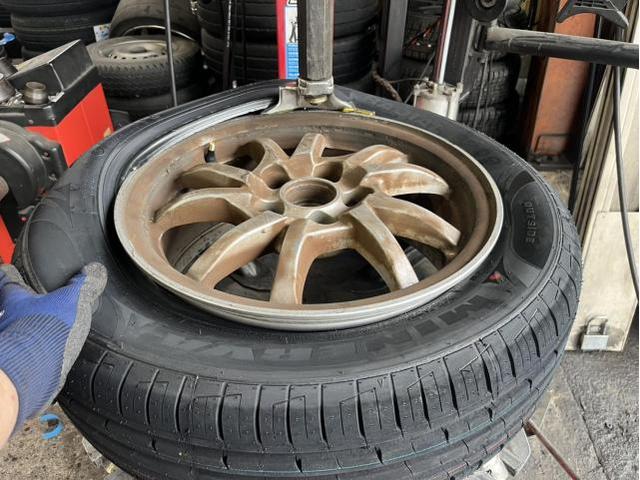 トヨタ　プリウス&alpha;　S　メンテナンス・日常点検　タイヤ　交換　バランス調整　佐賀県　三養基郡　みやき町　みやき