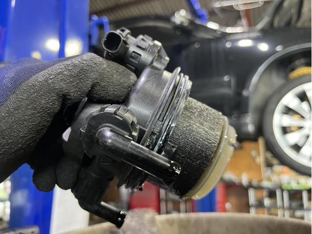 トヨタ　ハイエースバン　スーパーGL　車検　法定点検　分解整備　メンテナンス　エンジンオイル　オイルエレメント　燃料フィルター　交換　佐賀県　三養基郡　みやき町　みやき