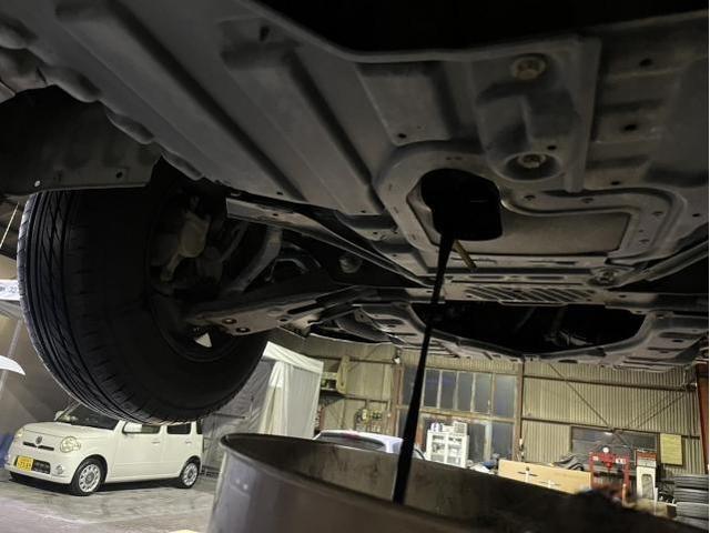 トヨタ　ハイエースバン　スーパーGL　車検　法定点検　分解整備　メンテナンス　エンジンオイル　オイルエレメント　燃料フィルター　交換　佐賀県　三養基郡　みやき町　みやき