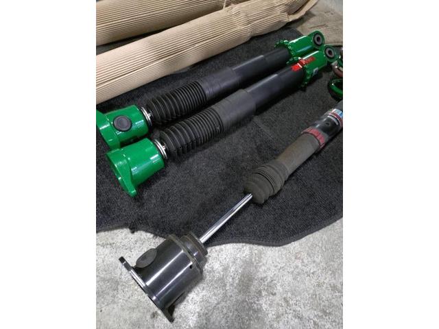 ホンダ　シビック　車高調整　久留米市　北野町　田主丸町　広川町　小郡市　鳥栖市　大刀洗町　朝倉市　筑前町　筑後市　他ＯＫ