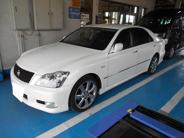 トヨタ　クラウン　車検　整備　点検　車検見積もりもお任せ下さい！熊本市西区、南区、東区、北区、中央区・宇土市・宇城市・松橋町・八代市・健軍町・益城町、他地域のお客様も大歓迎です！