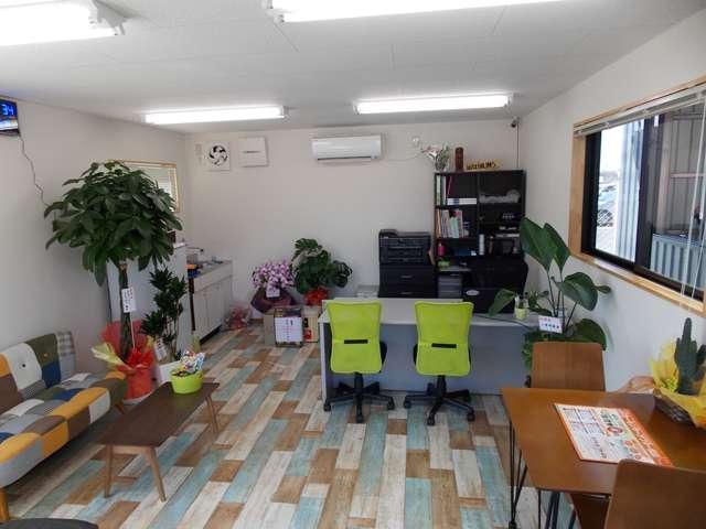 ドリンク等、ご用意しております☆ごゆっくりおくつろぎ下さい。