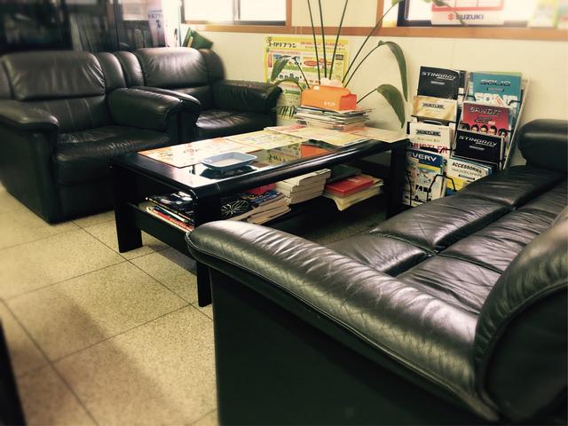 ご来店の際は、ごゆっくりお寛ぎ下さい