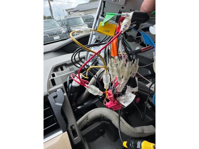 ホンダ　フリードハイブリッド　電装品取付