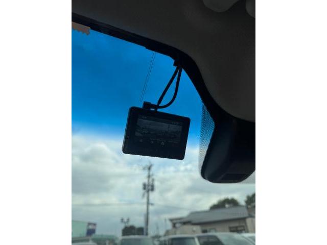 ホンダ　フリードハイブリッド　電装品取付