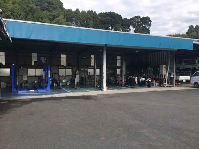 九州運輸局指定工場です。