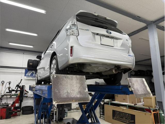 【プリウスα】 ATF交換(ミッションオイル交換) 
/ 鹿児島市・姶良市・谷山・吉野・中山・国産車・輸入車・持込みパーツ対応!土日営業中!