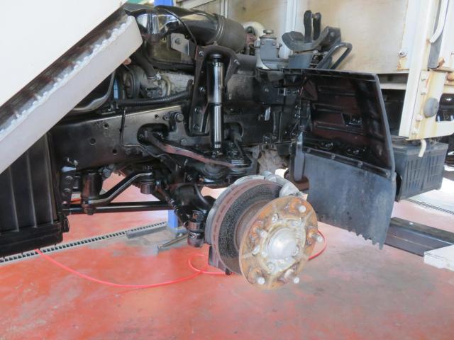 イスズ　エルフトラック　中型トラック　車検　整備　点検　車検見積り　故障診断　熊本県　菊池郡　大津町　菊陽町　合志市　熊本市東区　北区　中央区　南区　西区　阿蘇市　上益城郡　益城町　御船町　宇城市　宇土市　他地域のお客様も大歓迎です！
