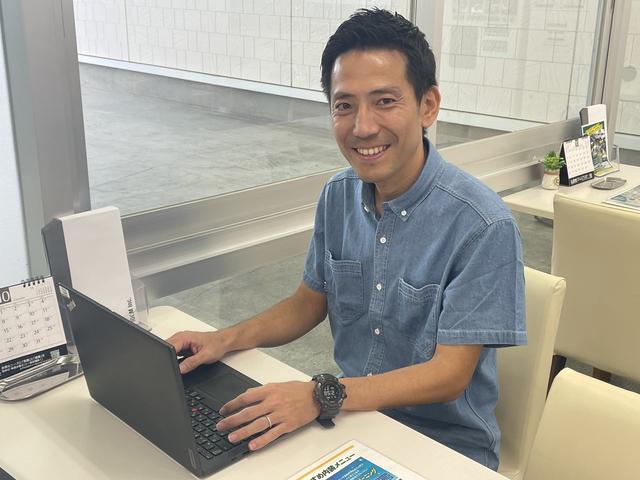 スタッフ紹介2