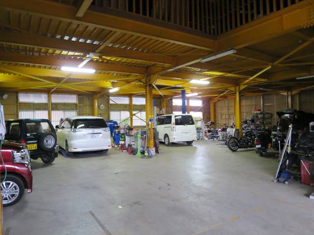 オートラウズ　（有）晃陽2